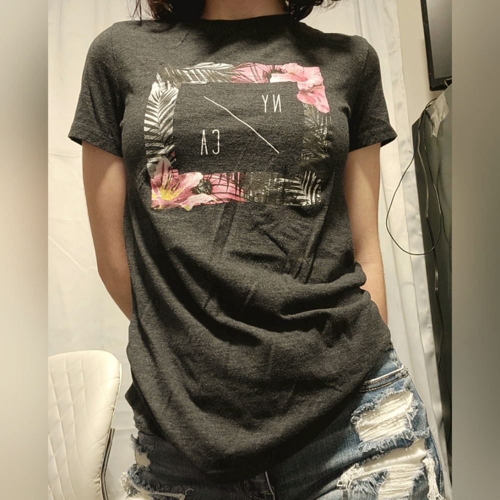 Aeropostale Classic Crew T